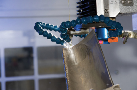 The singlet design affords better line of sight for drilling additional cooling holes, which permit more efficient film cooling and allow for optimized oxidation and spallation-resistant TBC coating to be applied. Courtesy: PW Power Systems