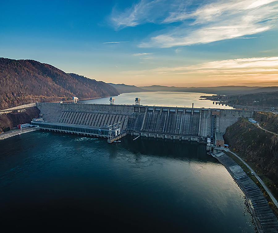 Many hydroelectric plants today use outdated control and electrical systems. As a result, these plants experience a greater risk of operational stoppages and downtime. A modern DCS system can mitigate these risks. Photo courtesy: Rockwell Automation