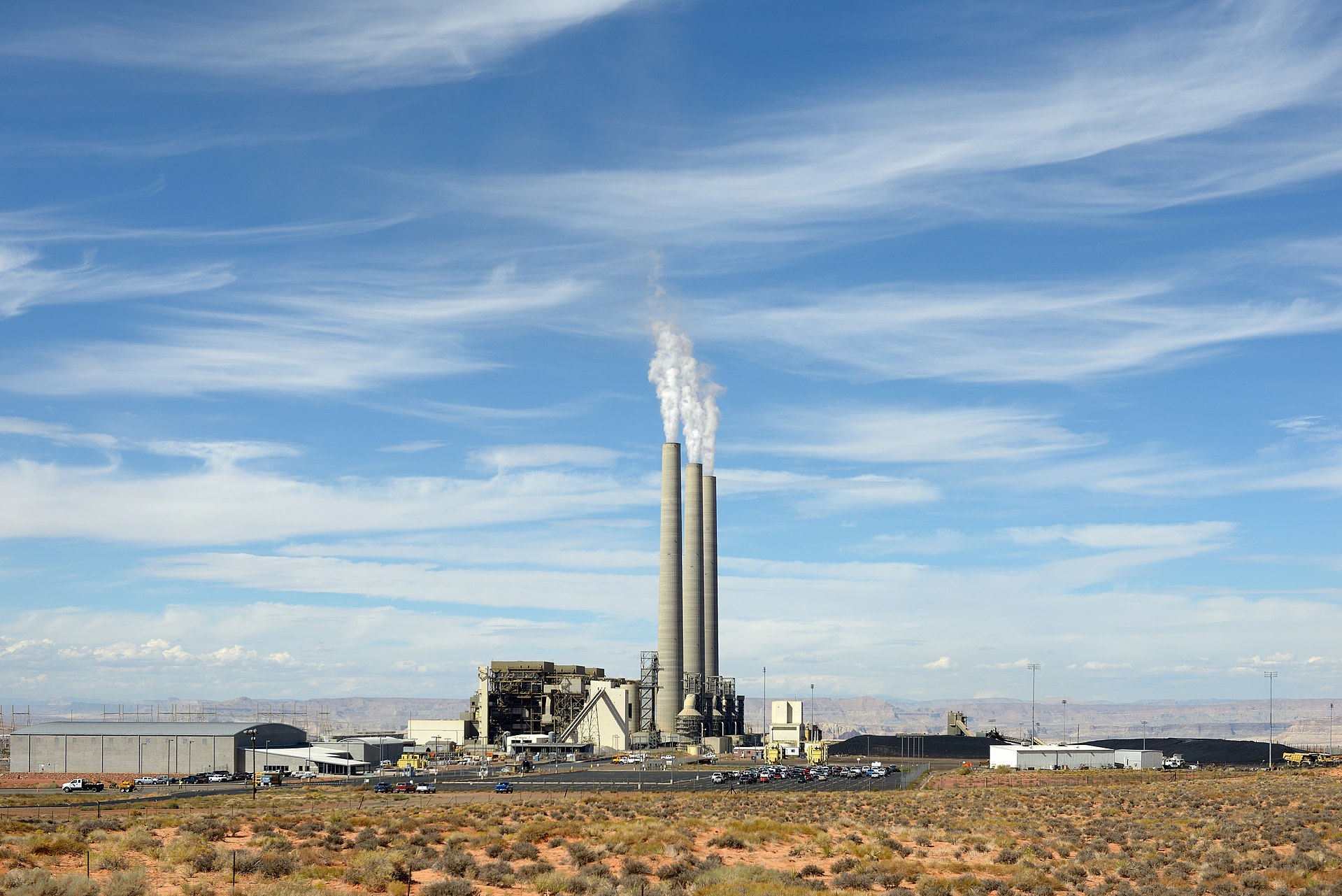 SRP closing coal-fired Navajo, investing in solar-storage combos