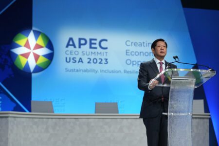 US and Philippines sign a nuclear cooperation pact allowing US investment and technologies