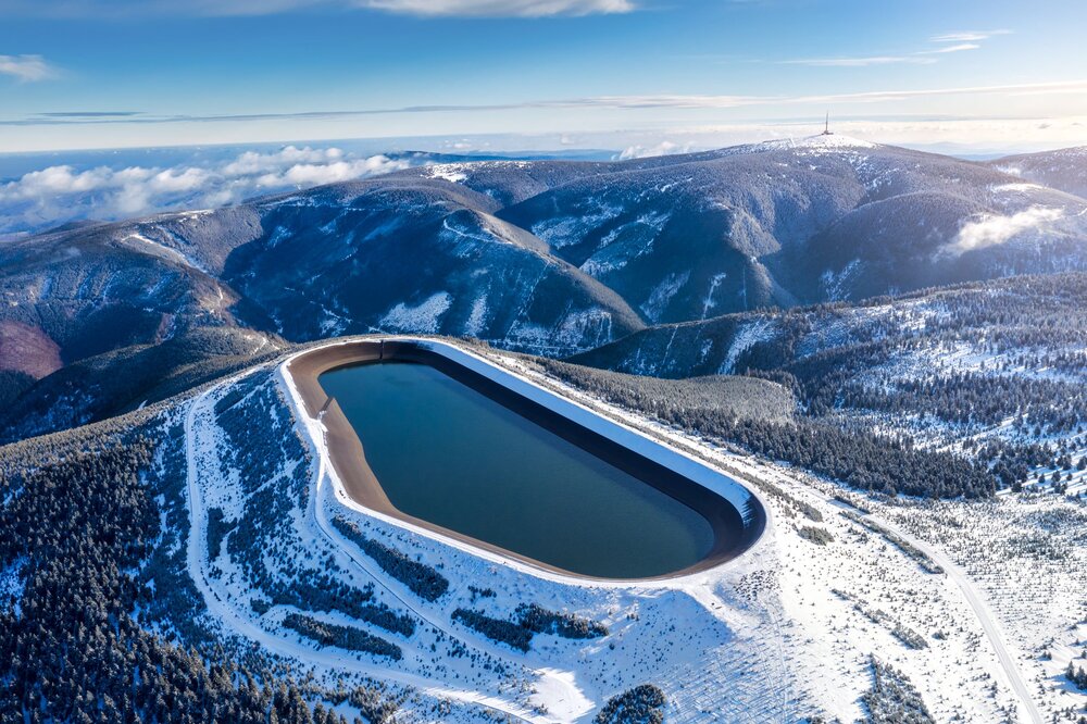 rPlus Hydro starts bid to build 900 MW pumped storage project