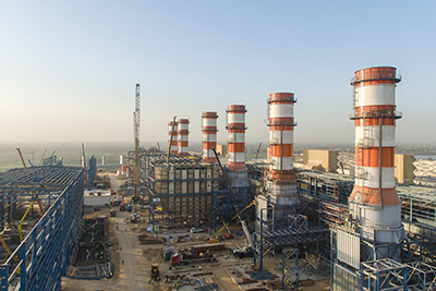 Overcoming Grid Weakness through Synergy of Generation Technologies