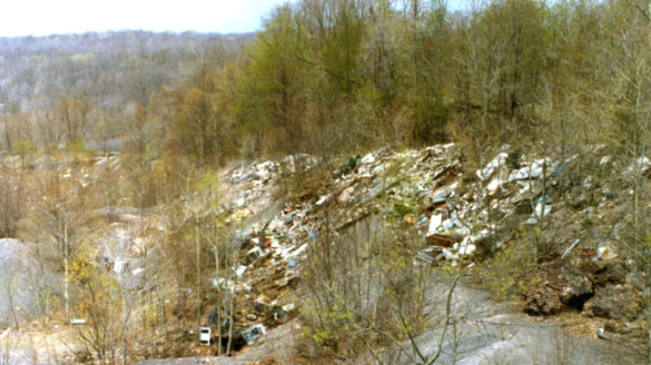 Amazon to buy power from solar farm at old coal mine site